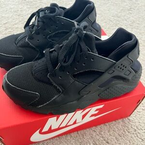 Kid's Nike Air Max Shoes